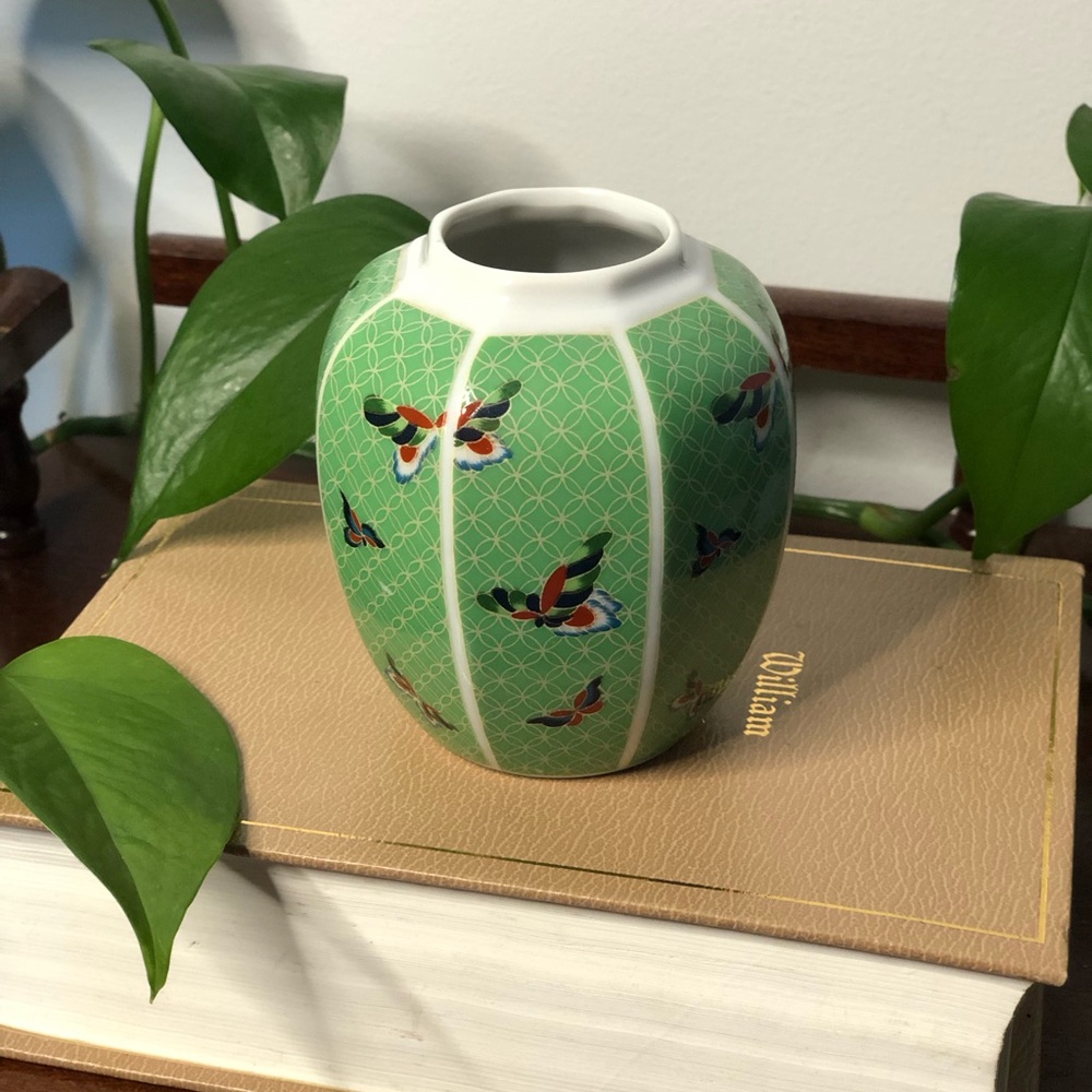 1981 Takahashi San Francisco Cloisonne Style Butterfly Vase Made in Japan